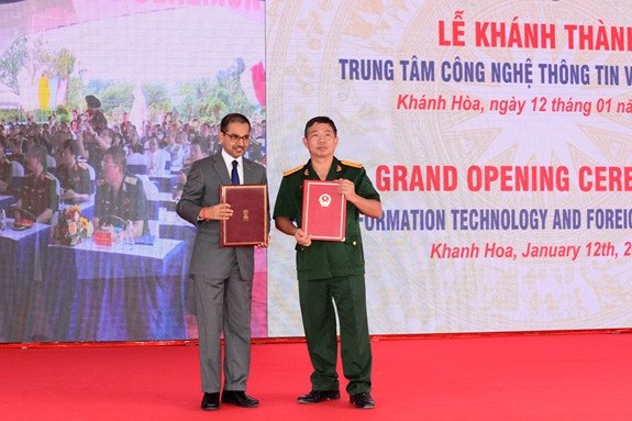 Hợp tác Việt Nam - Ấn Độ, Lễ khánh thành Trung tâm Công nghệ thông tin và Ngoại ngữ
